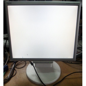 Монитор 17" TFT Nec MultiSync LCD175VXM+ бело-серебристый (Электроугли)